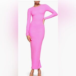 Skims fits everybody long sleeve crewneck dress